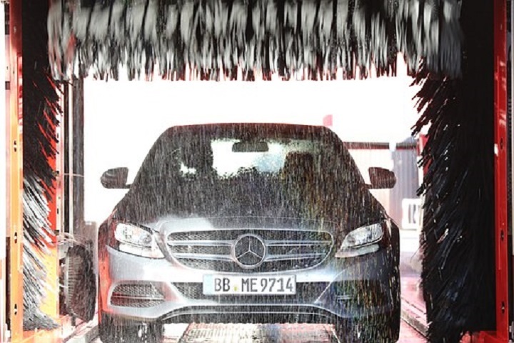 Full-Service Car Wash and Detail Center